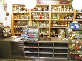 topelt kassajaam kaks operaatorit